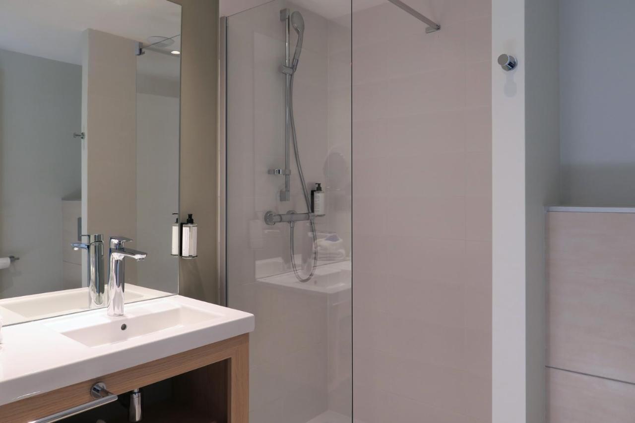 Hotel Akena Troyes - La Chapelle St-luc Les Noes-pres-Troyes